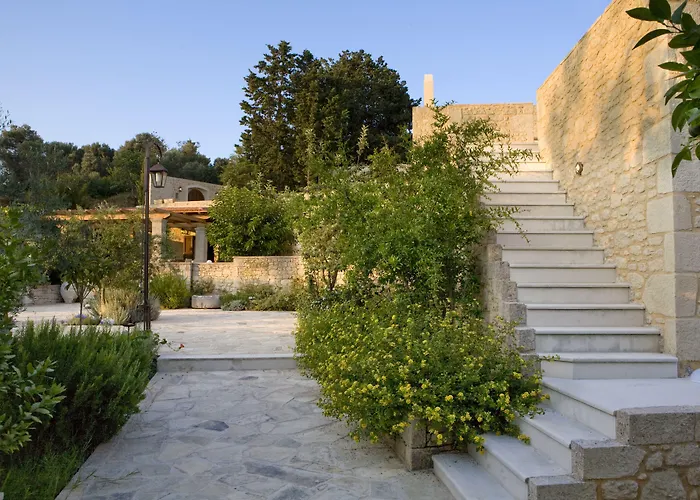 Kapsaliana Village Hotel
