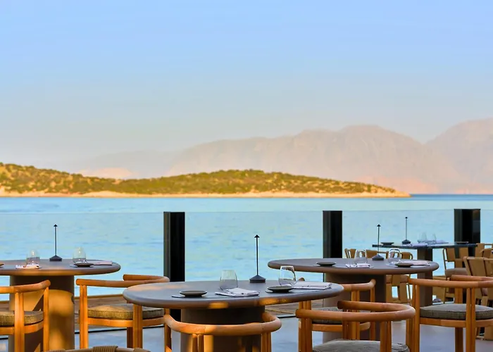 Minos Beach Art Hotel, A Member Of Design Hotels